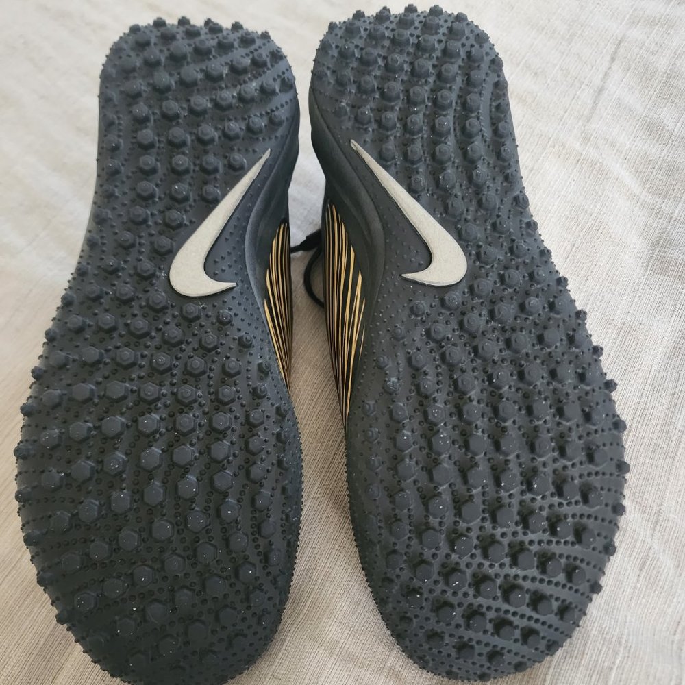Nike Vapor Drive Turf Shoes / Cleats - Picture 8 of 9